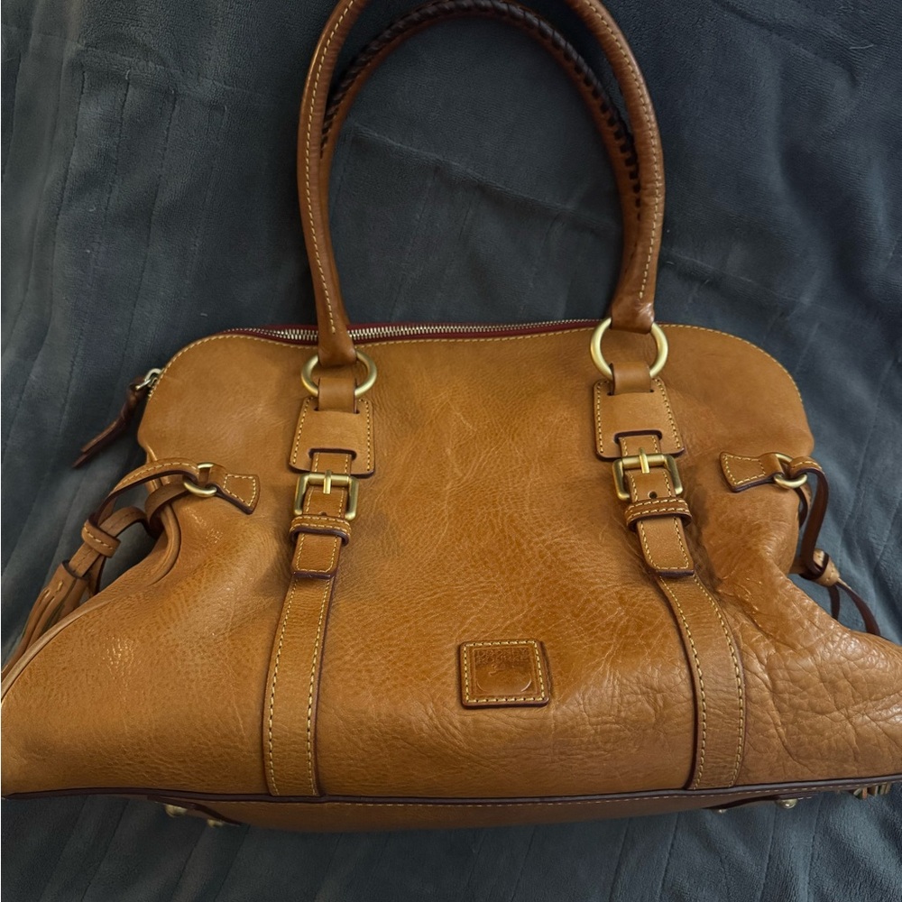 Elegant Brown Leather Handbag